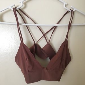 Small Urban Outfitters maroon bandeau